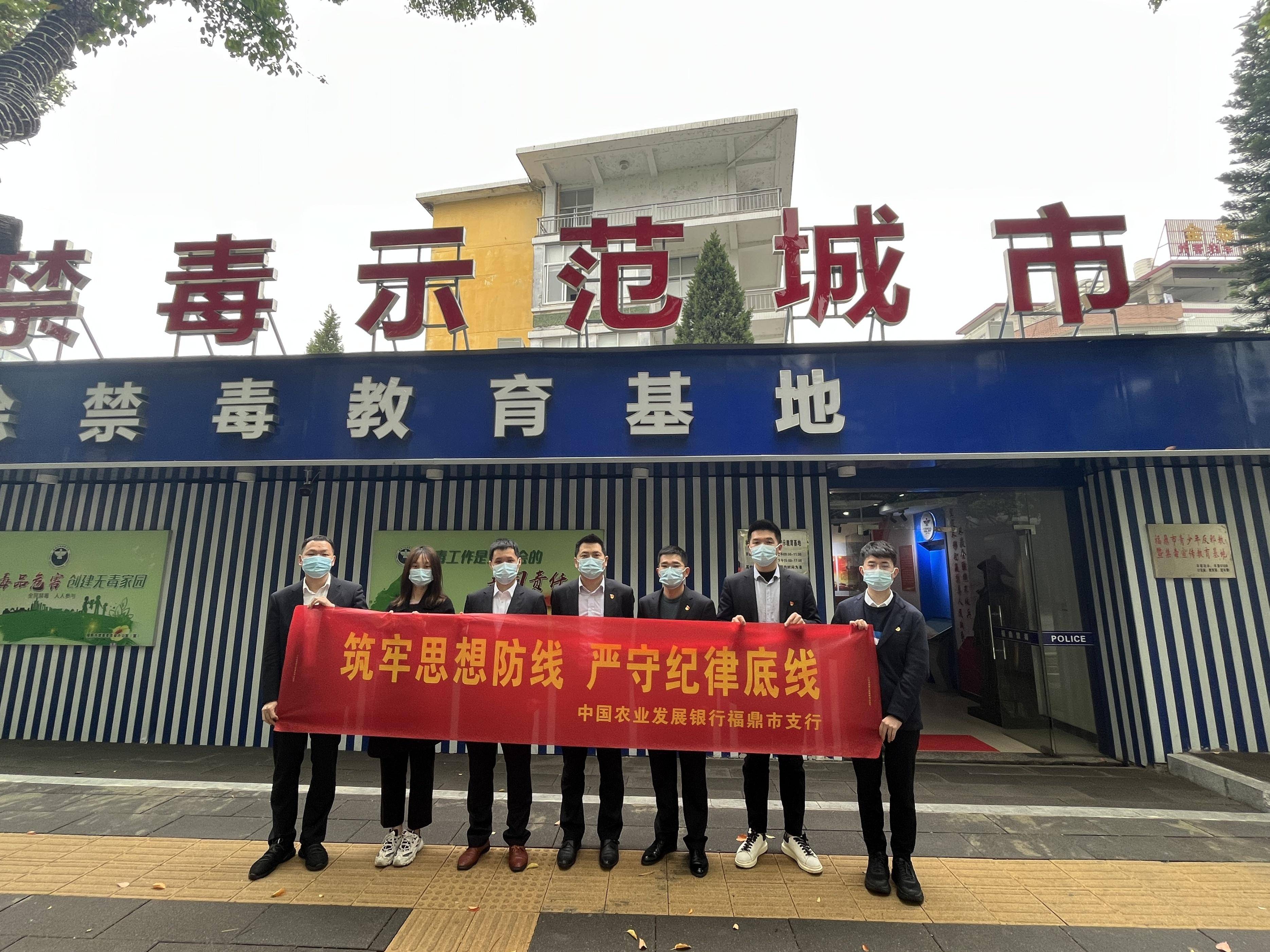 关于成都蓉城今晚防线松动，志在社区盾名次提升，震撼外界，纪律约束更严格的信息-lpl直播入口