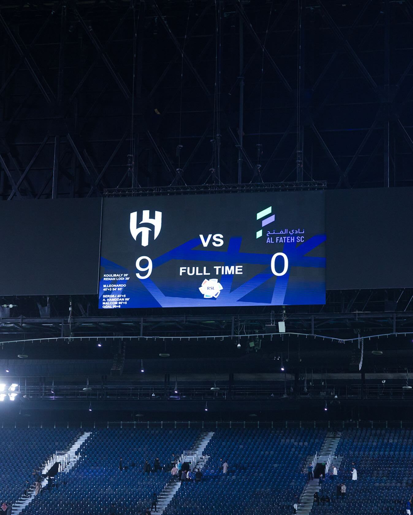 今晚瓦伦西亚篮板制胜：全明星赛节点到来，媒体盛赞，控场能力受关注 -lpl联盟竞猜